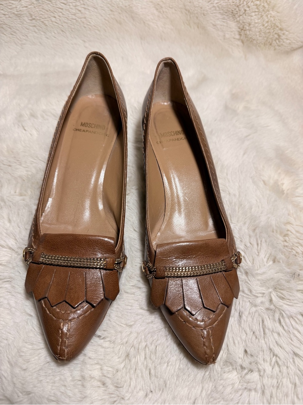 Moschino Brown Pointed-Toe Leather Loafers with Fringe and Chain